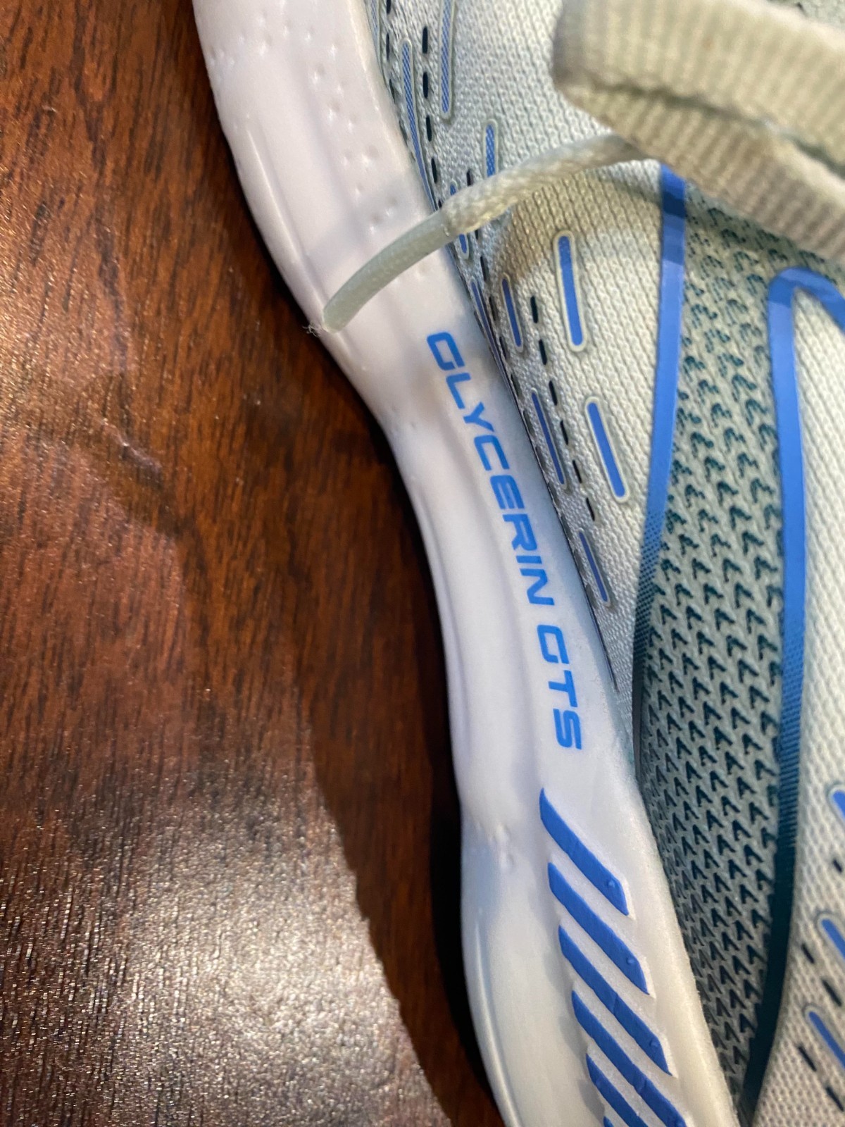 womens brooks glycerin gts running shoes size 8.5