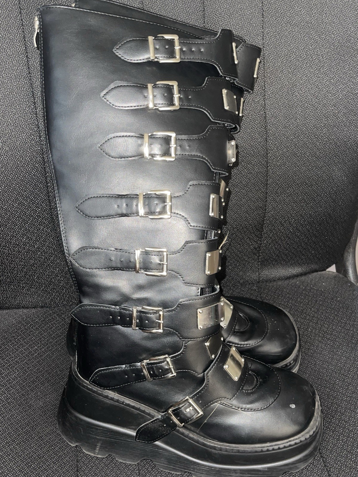 Woman’s Black Knee High Boots Buckle Straps Side Zip Round Toe 8.5