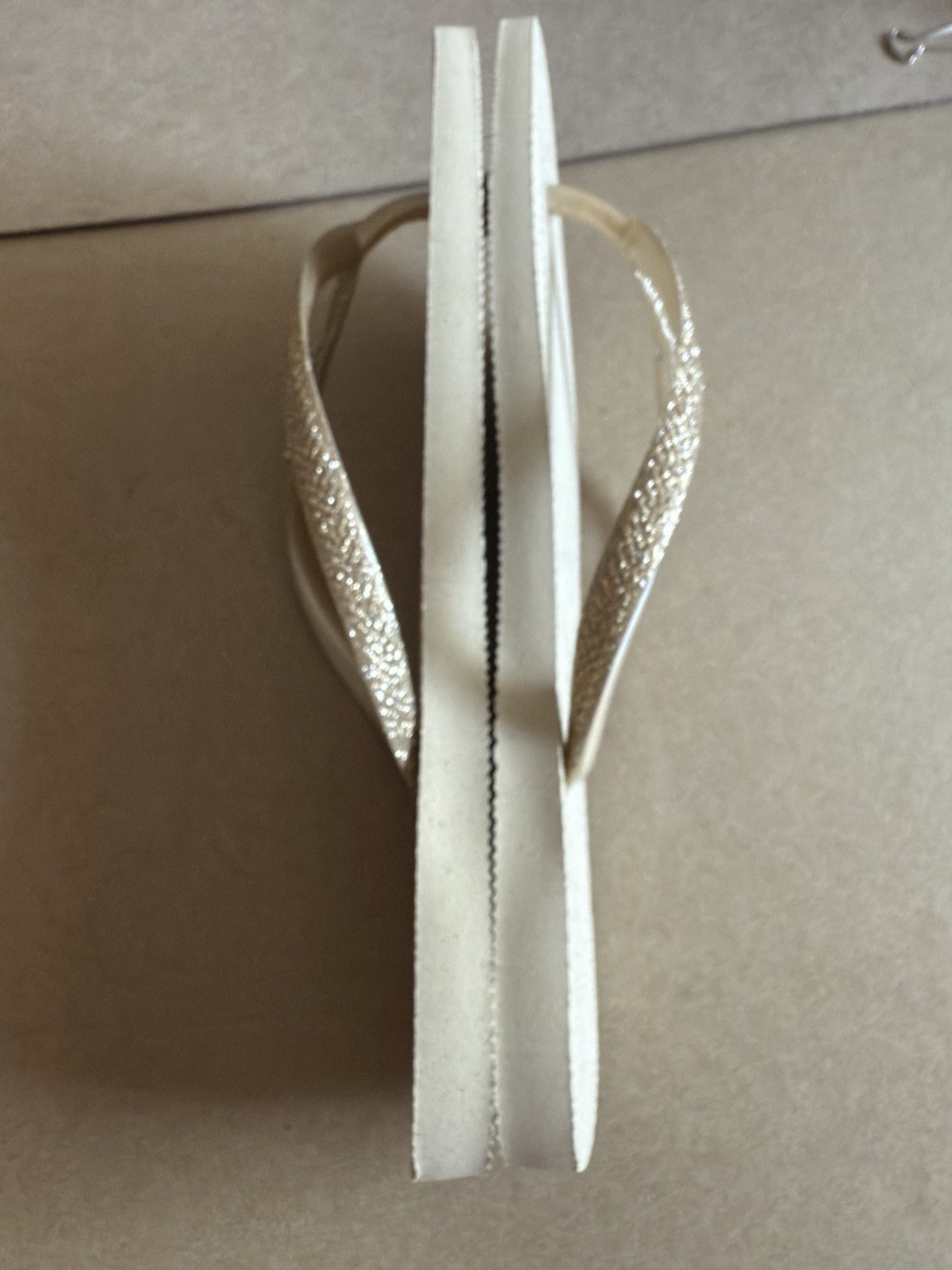 Havaianas Slim Iridescent Golden Sand w/Matching Gold Straps EU41-42 – NEW