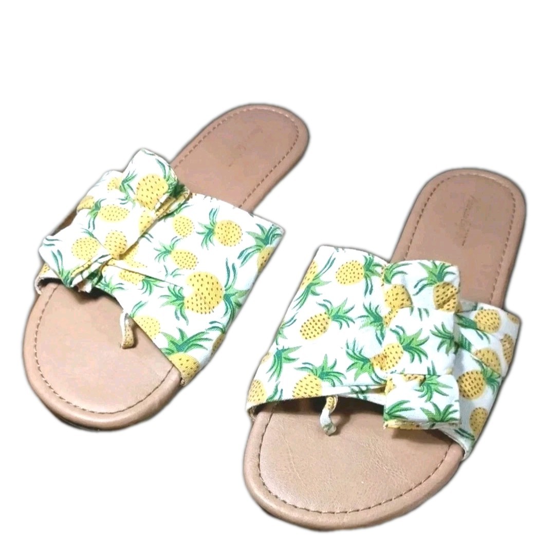 American Eagle Women Sz 5 Pineapple Lifestyle Flat Slide Sandal Open Toe Slip On