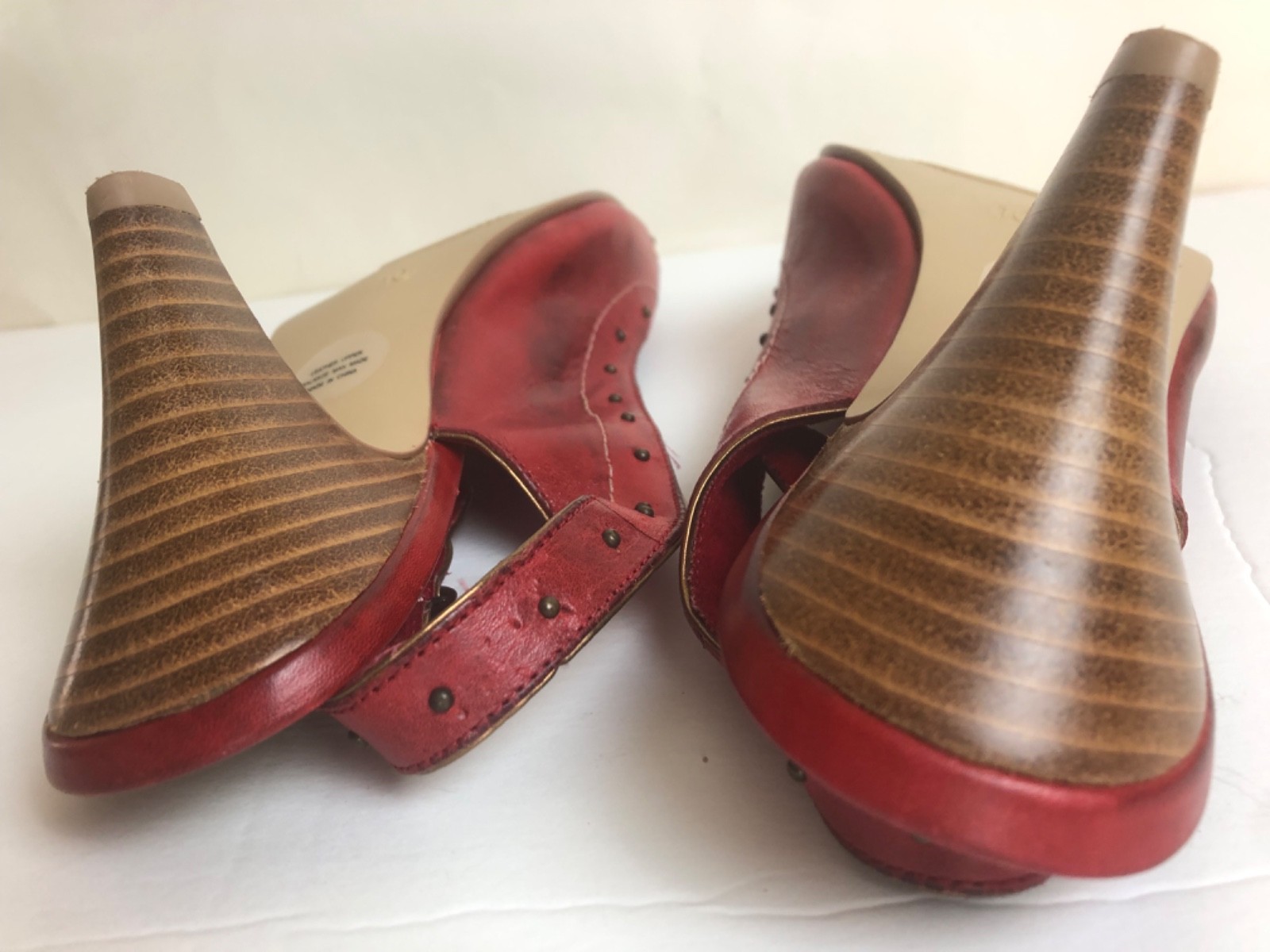 Seychelles size 10 red leather peep-toe slingback heels; brown layered cone heel