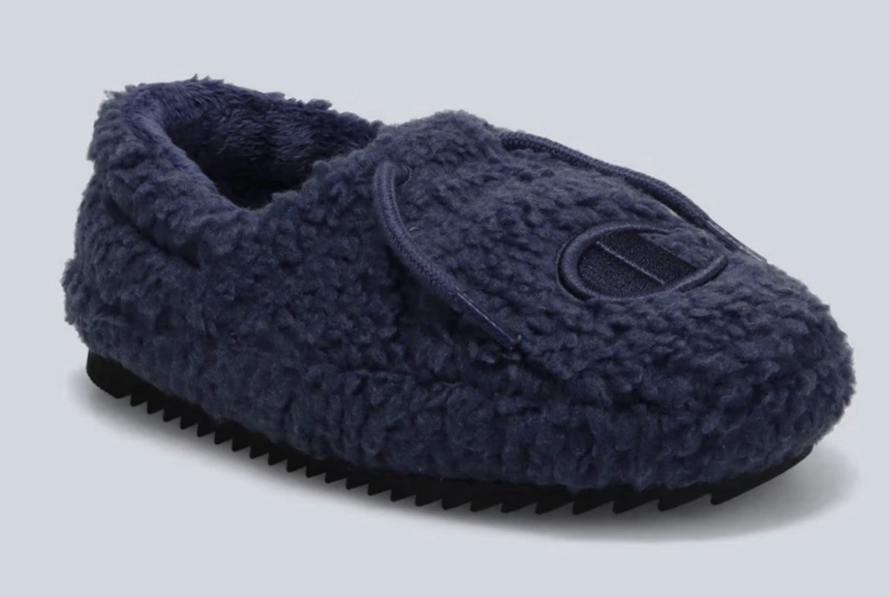 Champion Adult University Slippers – Blue W10/M8