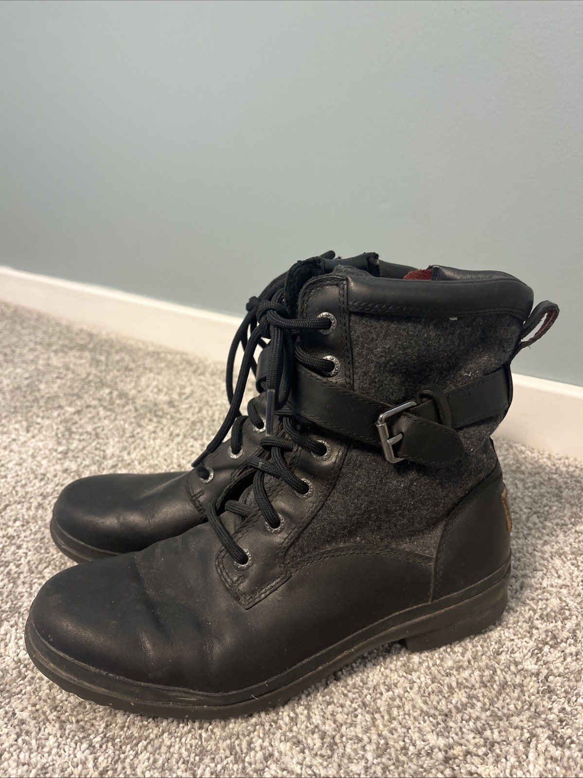 Ugg Black Leather Waterproof Boots With Sherpa Lining, Size 7