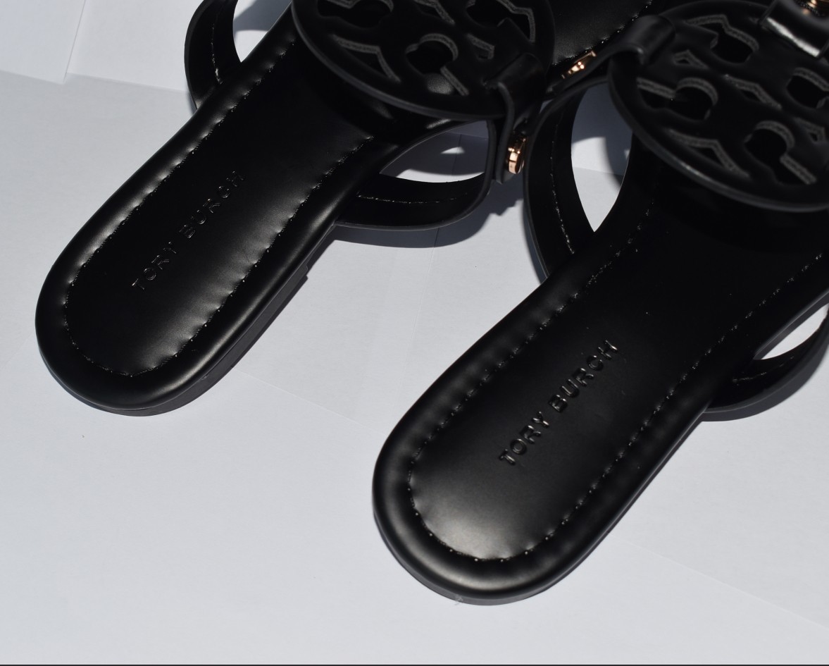 Tory Burch Miller Black Leather Thong Sandals, Classic Logo, Size US 6.5 NWOB
