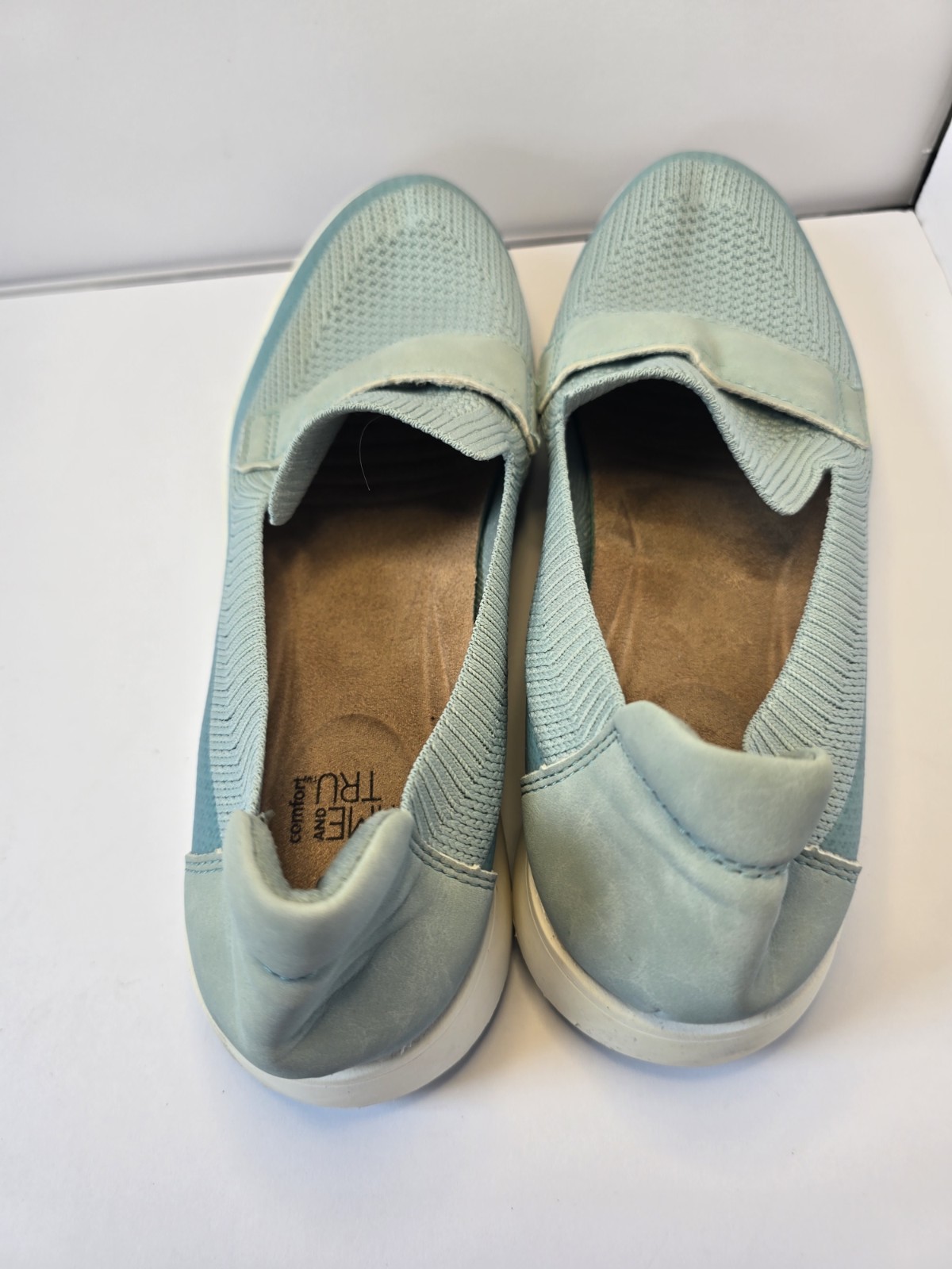Time & Tru Women’s Blue Comfort Shoes Size 6.5