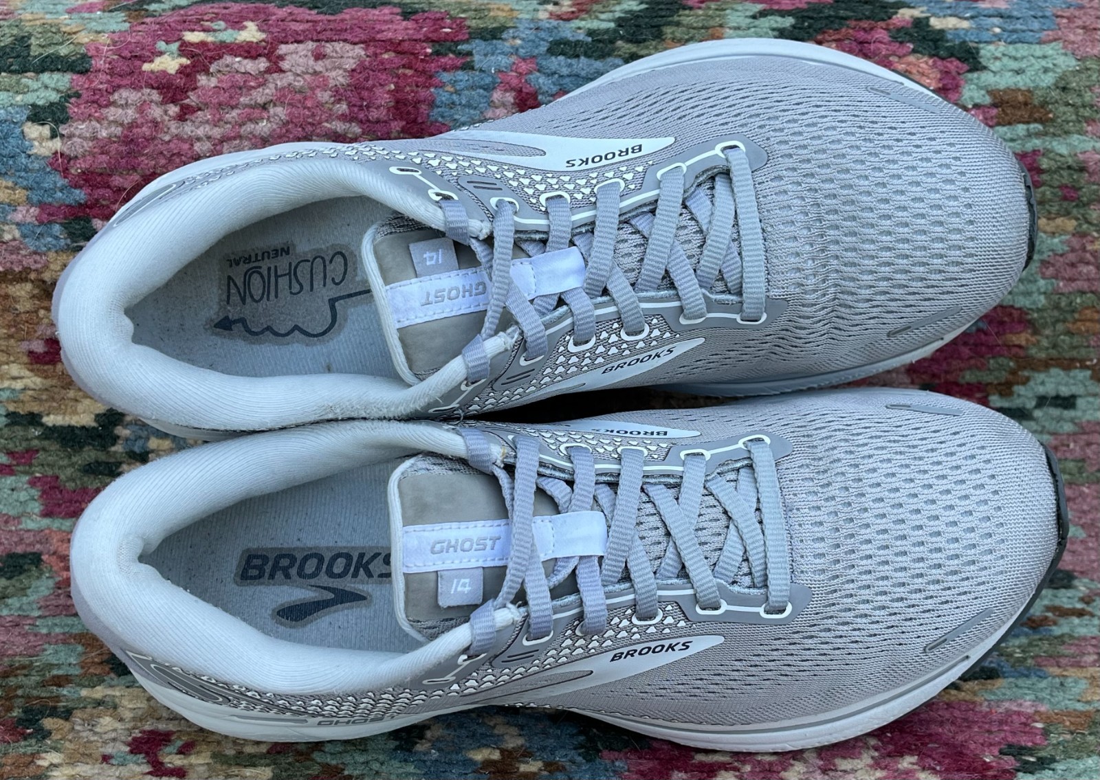 Brooks Ghost 14 Gray White Running Walking Shoes ~ Women’s Size 11 Wide