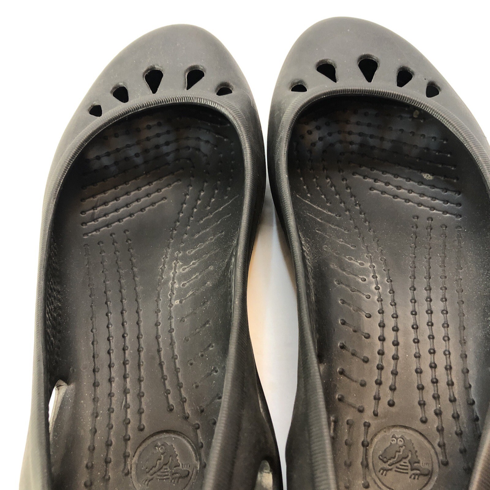 Crocs Size 8 Croslite Slip On Flats w/Heel Strap Solid Black