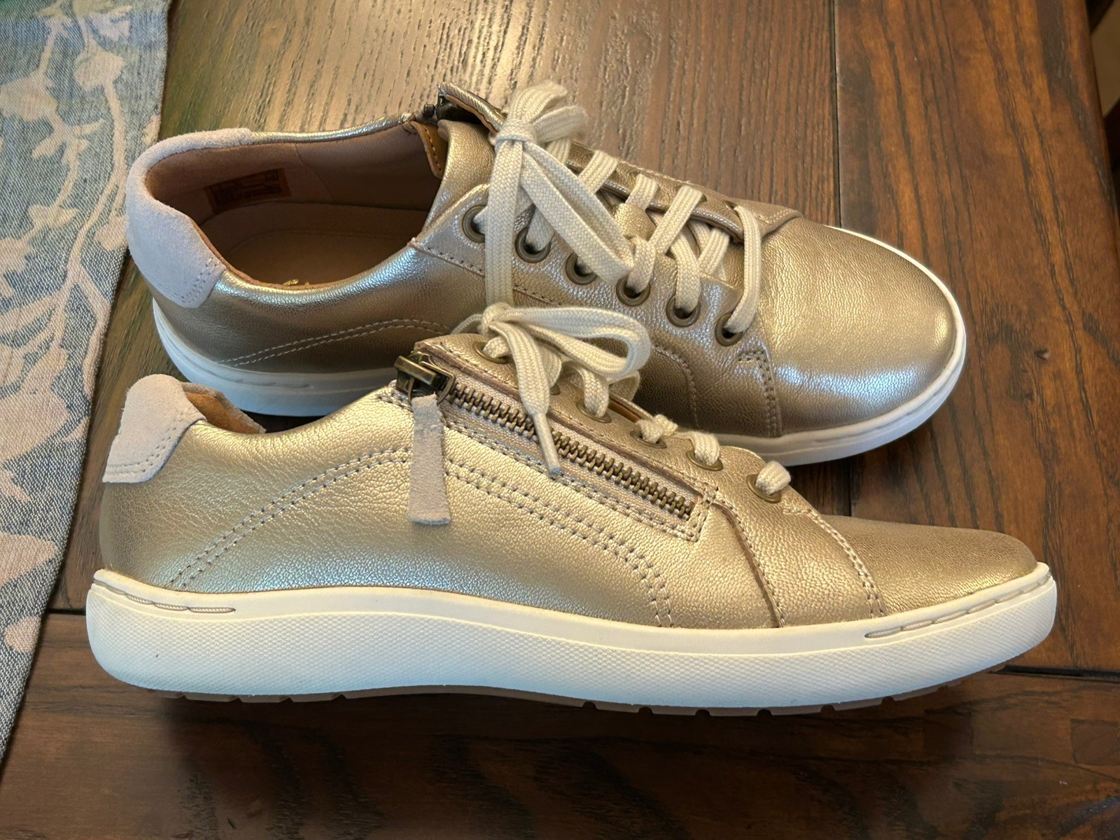 New Women Clarks Mykah Joy Side Zip Gold Leather Sneakers Shoes 6