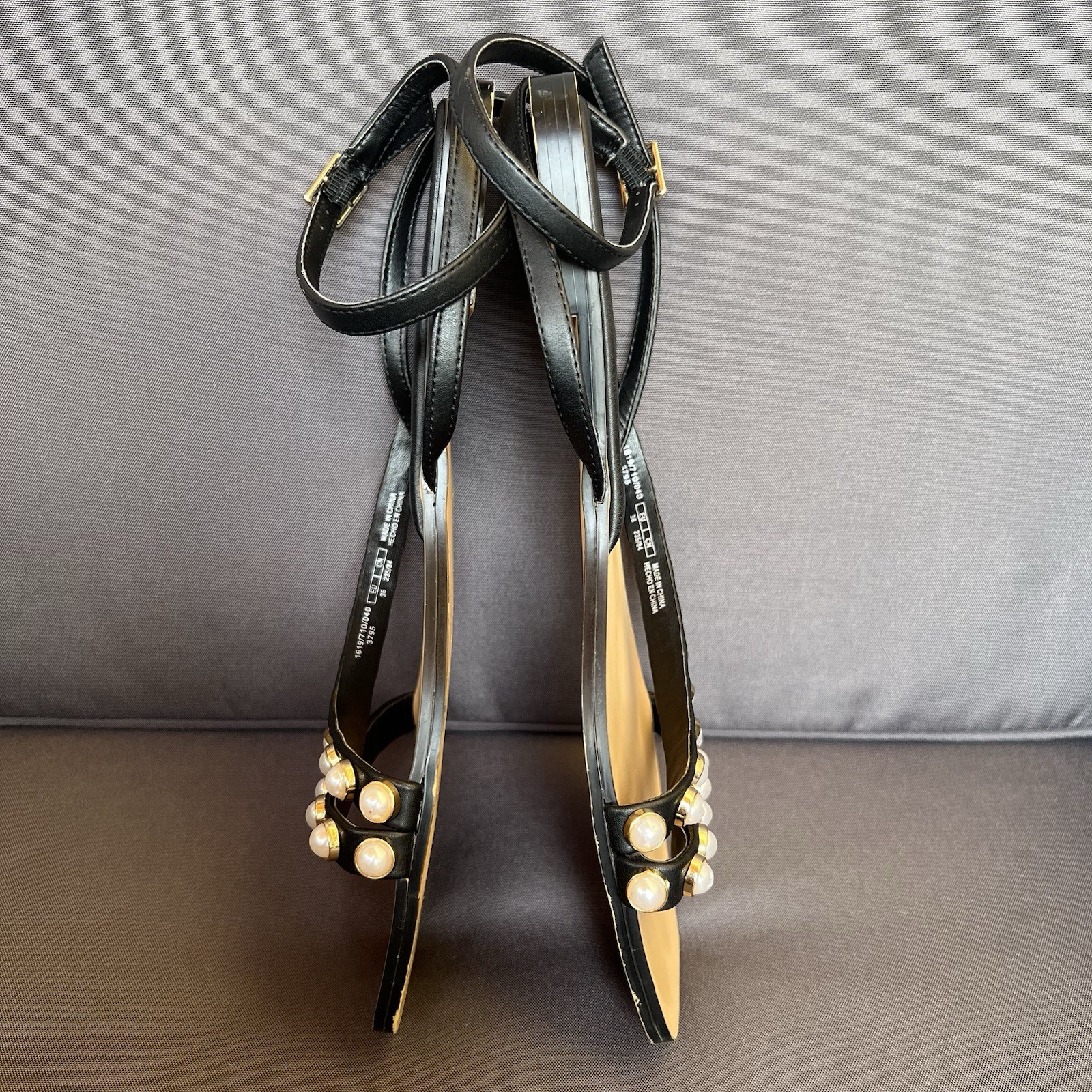 Zara Pearl Studded Flat Strappy Sandals Sz 36 US 6 Black White Gold Chic Wedding
