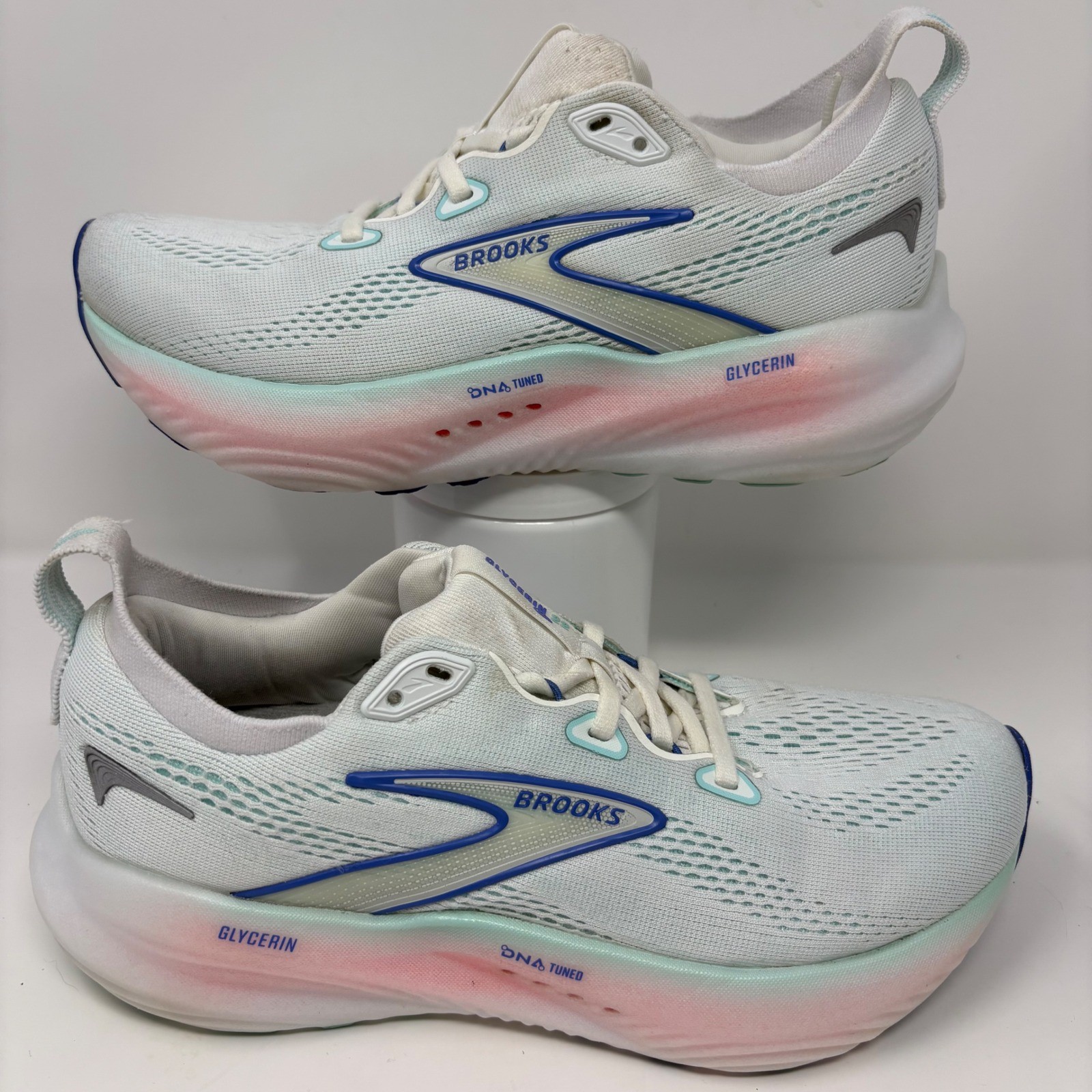 Brooks Glycerin 22 Women’s Size 7.5 White Blue Running Shoes (1204341B110)