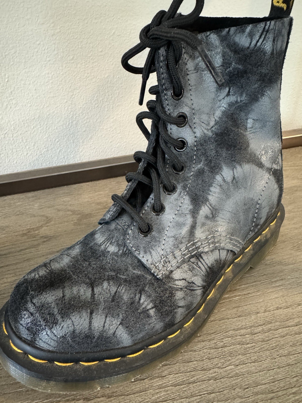 Dr. Martens 1460 Pascal Leather Tie-Dye Ankle Combat Boots Womens US 6