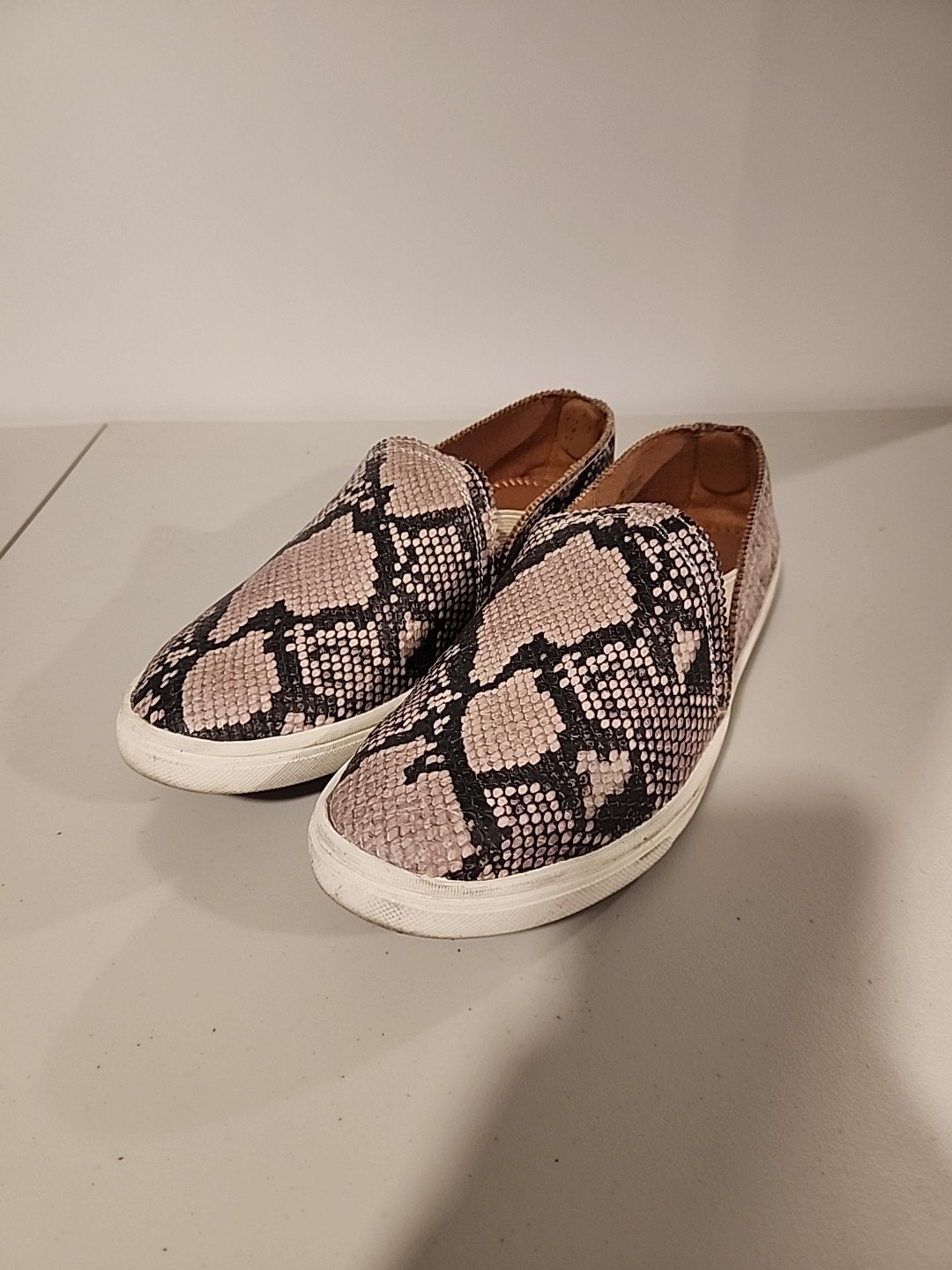Sun + Stone Snakeskin Print Mariam Sneakers Size 8.5