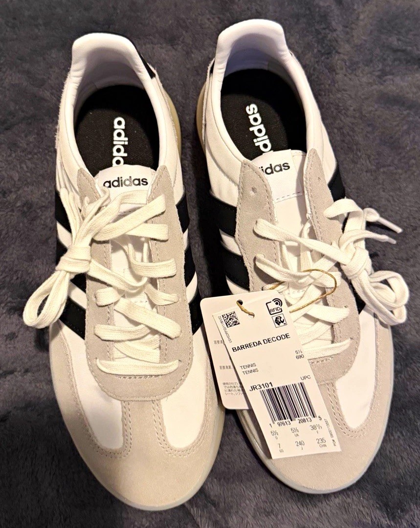 Adidas Barreda Decode Women’s 5.5 Low Top Lace-Up Sneakers White/Black/Gray