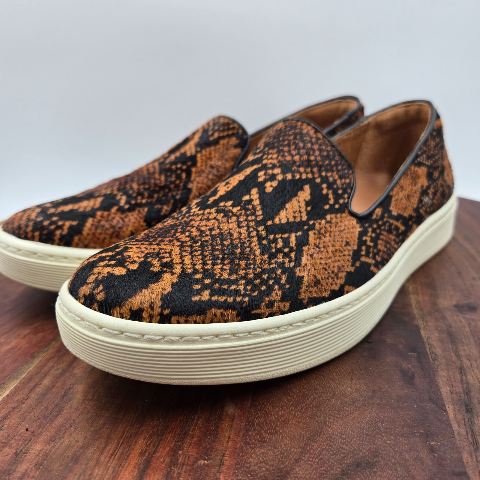 Sofft Somers Shoes Women’s 8.5M Brown Black Snake Calf Hair Platform Sneakers