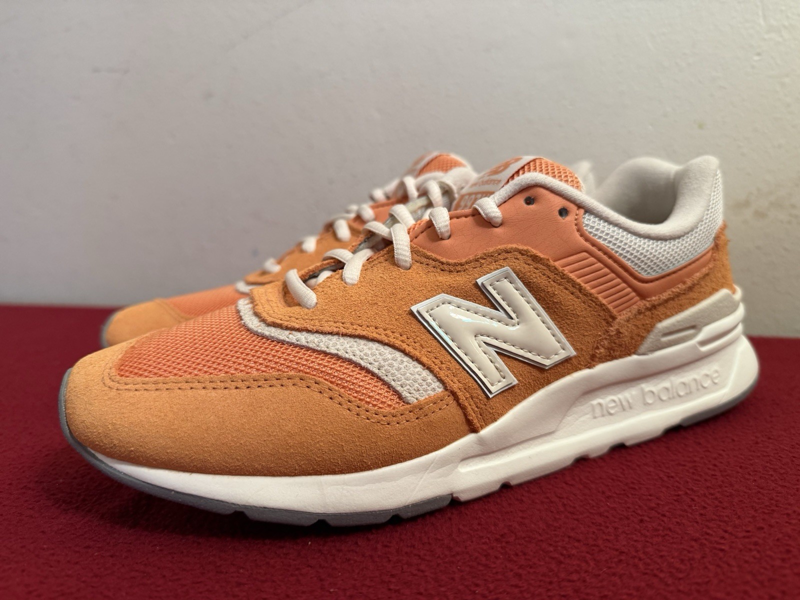 New Balance 997 Light Orange Beige Running Shoes CW997HZM Womens Size 8 NEW