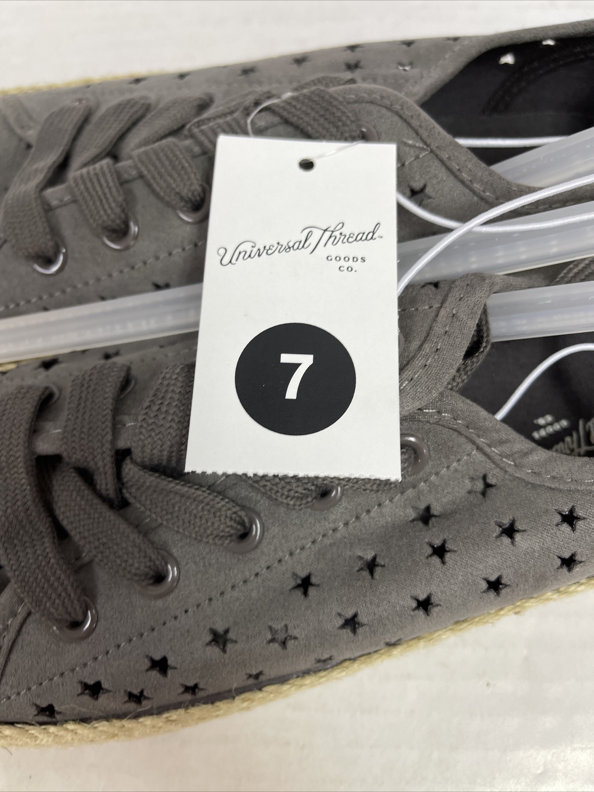 Universal Threads Womens Size 7 Gray Jena Espadrille Star Cut-Outs Sneakers
