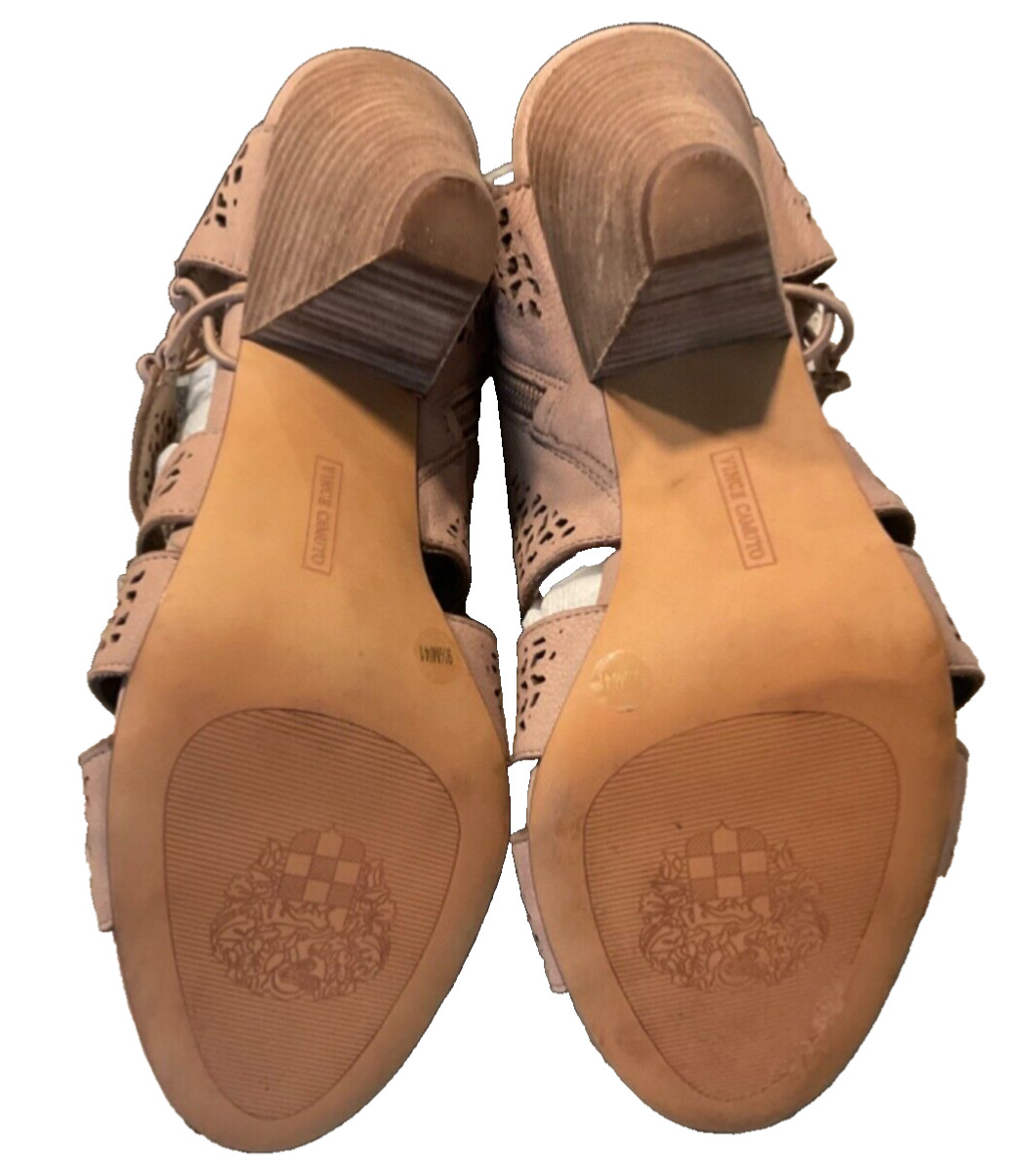 Vince Camuto Womens Eshantel Beige D’Orsay Heels 9.5 Medium (B,M) TAN BROWN