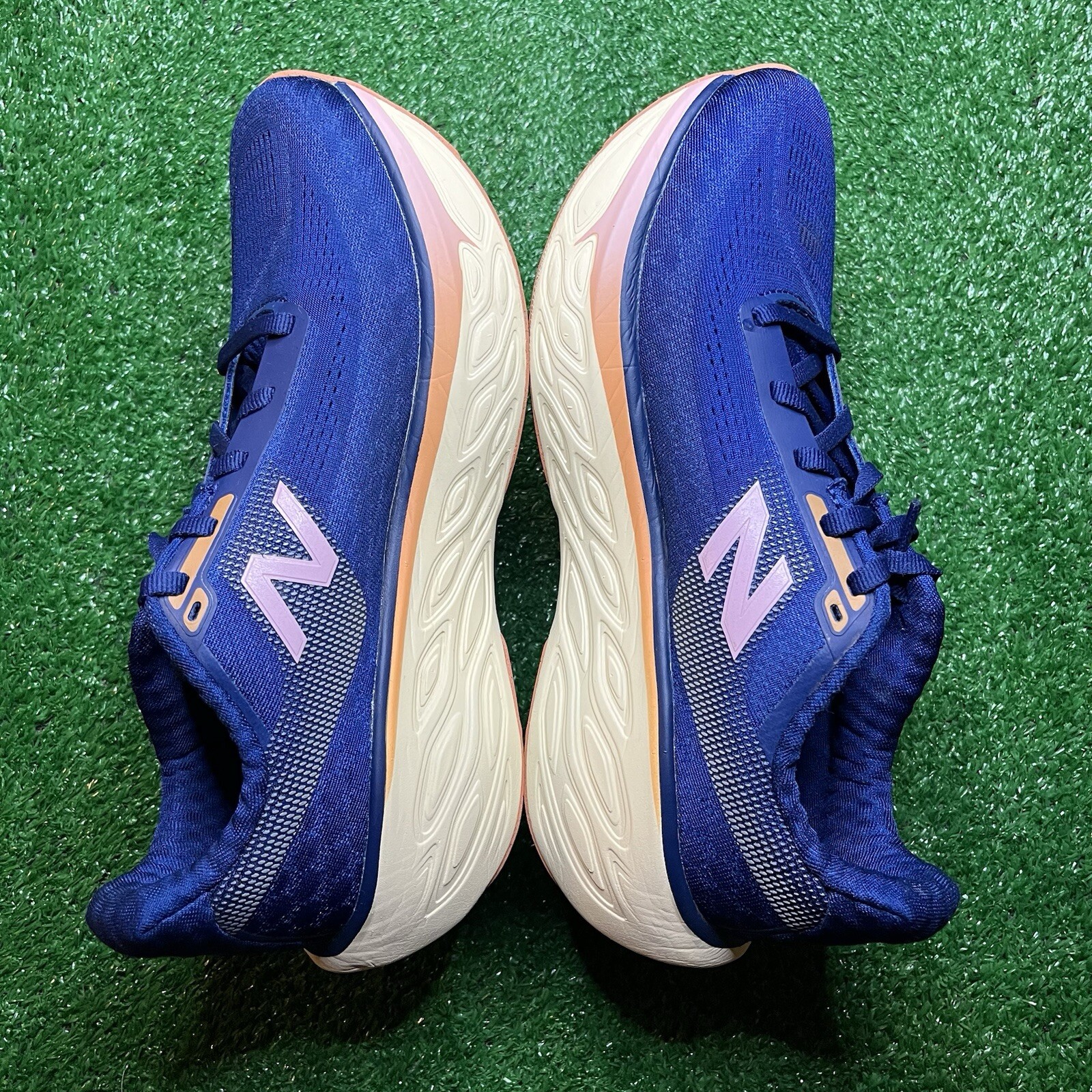 New Balance 1080 V14 Women’s Size 10 B ‘Inkwell/calcium’ W1080N14 Running Shoes