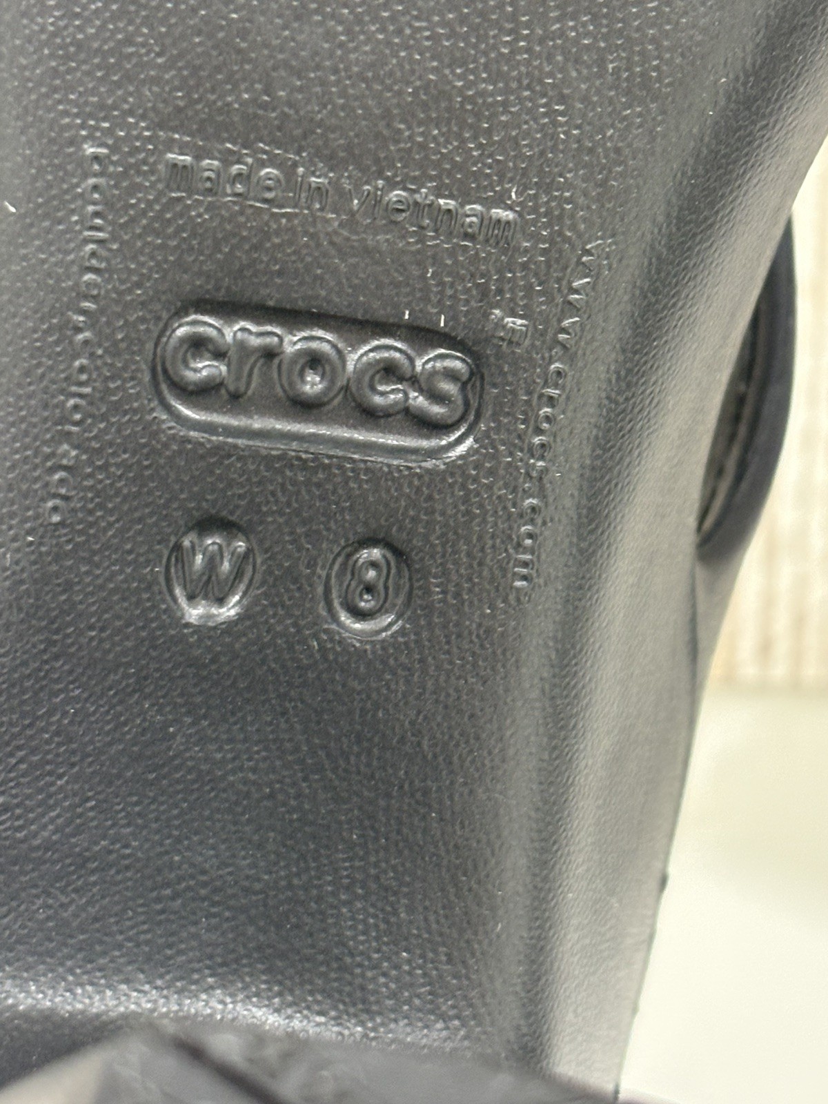 Crocs Cyprus IV Women’s Black Strappy High Heel Sandals Block Heel Sz 8