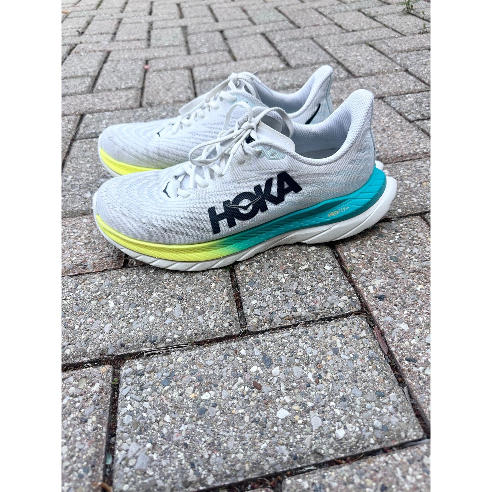 Hoka One One Mach 5 Women’s Size 9D Lightweight Running Shoes