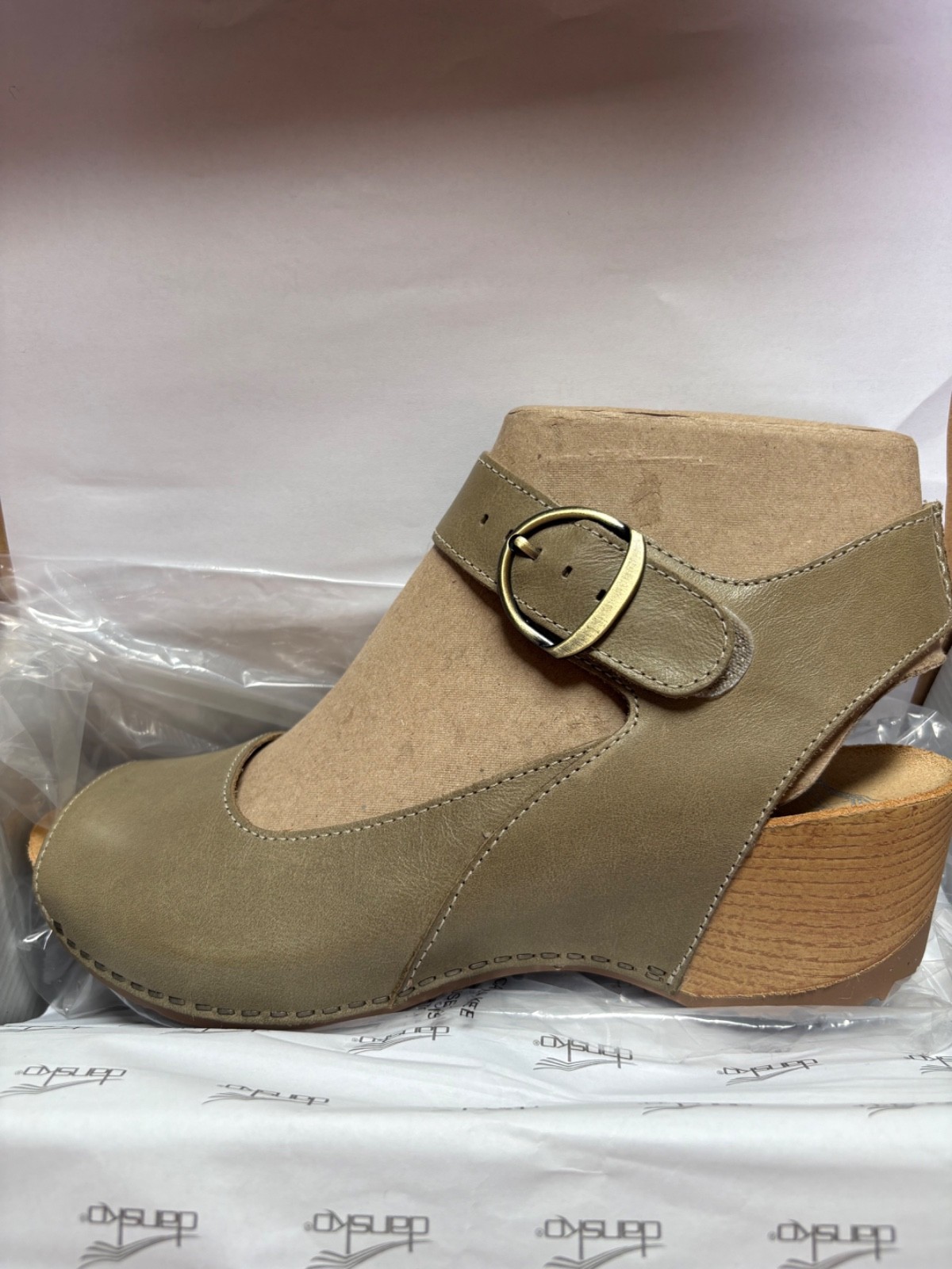 Dansko Burnished Calf Leather Wedge Sandals Tiana Khaki size EU 41, US 10-10.5