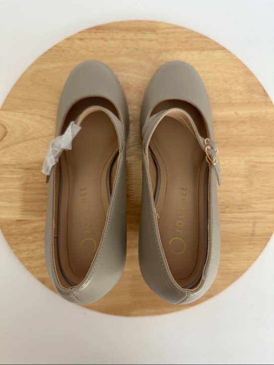 Journee Collection Windy Womens Round Closed Toe Cone Heel Pumps, Sz 8W