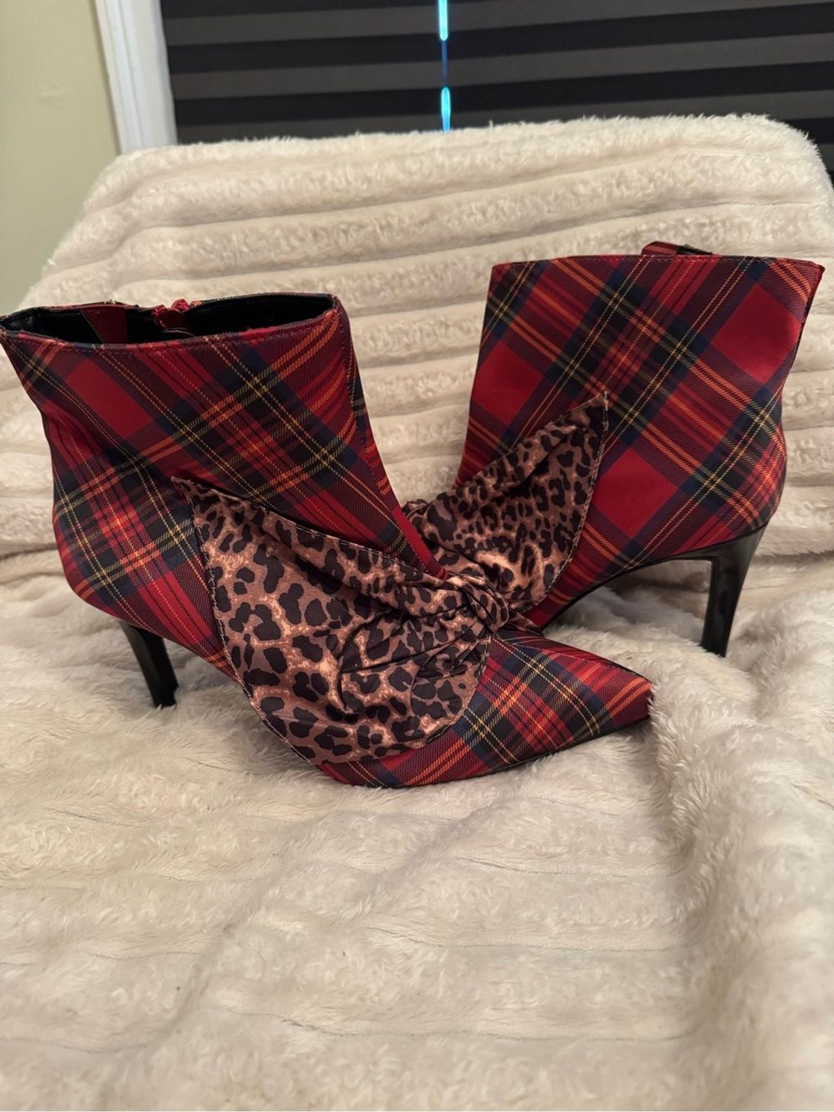 Torrid X Betsey Johnson Plaid Red Pointed-Toe Ankle Boots with Leopard Bow 9.5w