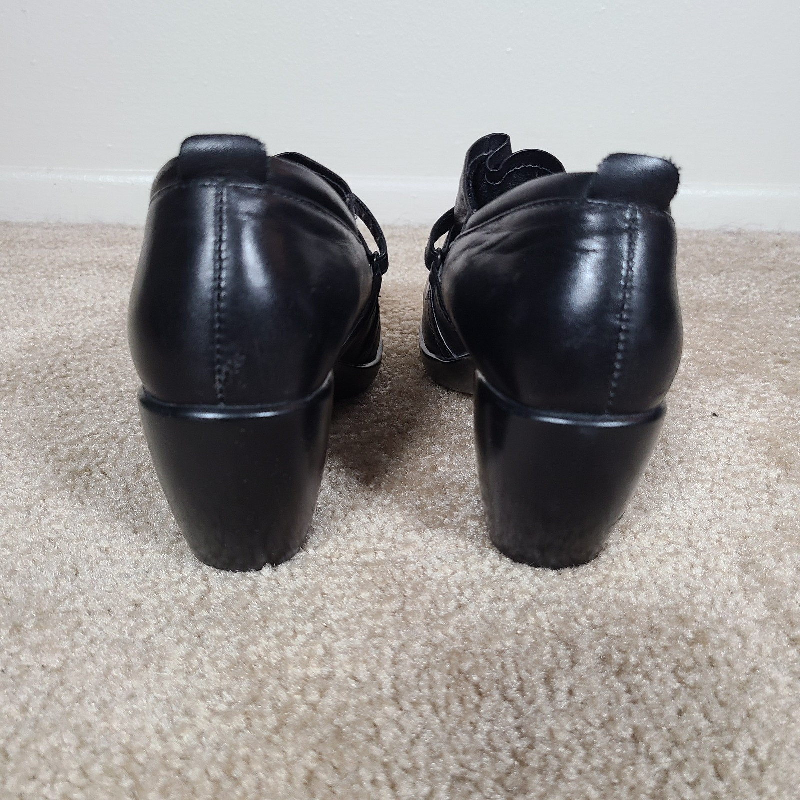 NAOT Black Leather 2″ Wedge Heel Hook & Loop Classy Wedge Shoes EU 37 ~ US 6-6.5