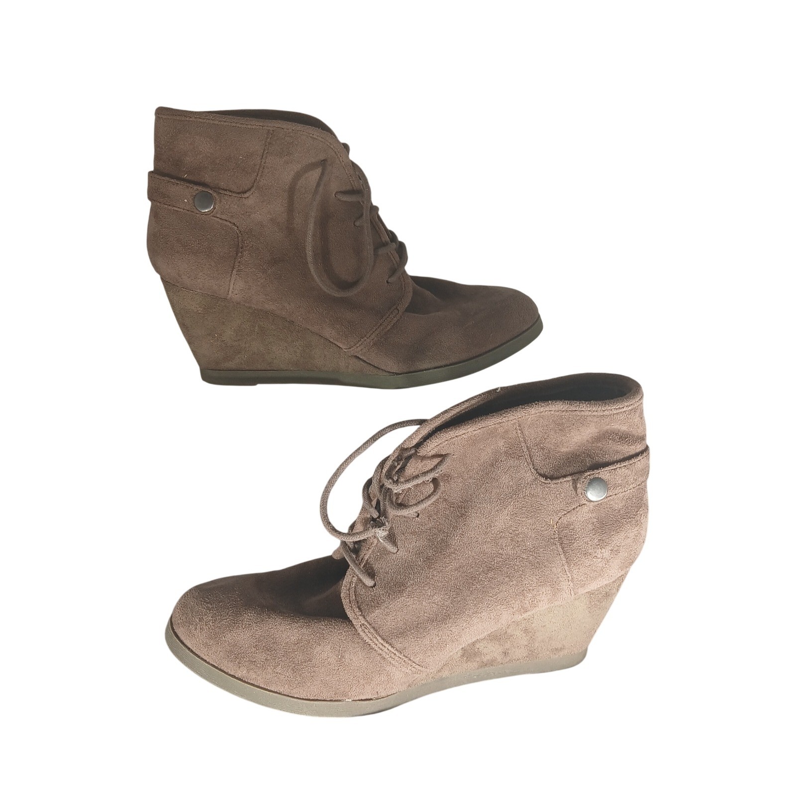 Madden Girl Dusky Wedge Booties 10M Taupe Faux Suede Lace Up Ankle Boots Camo