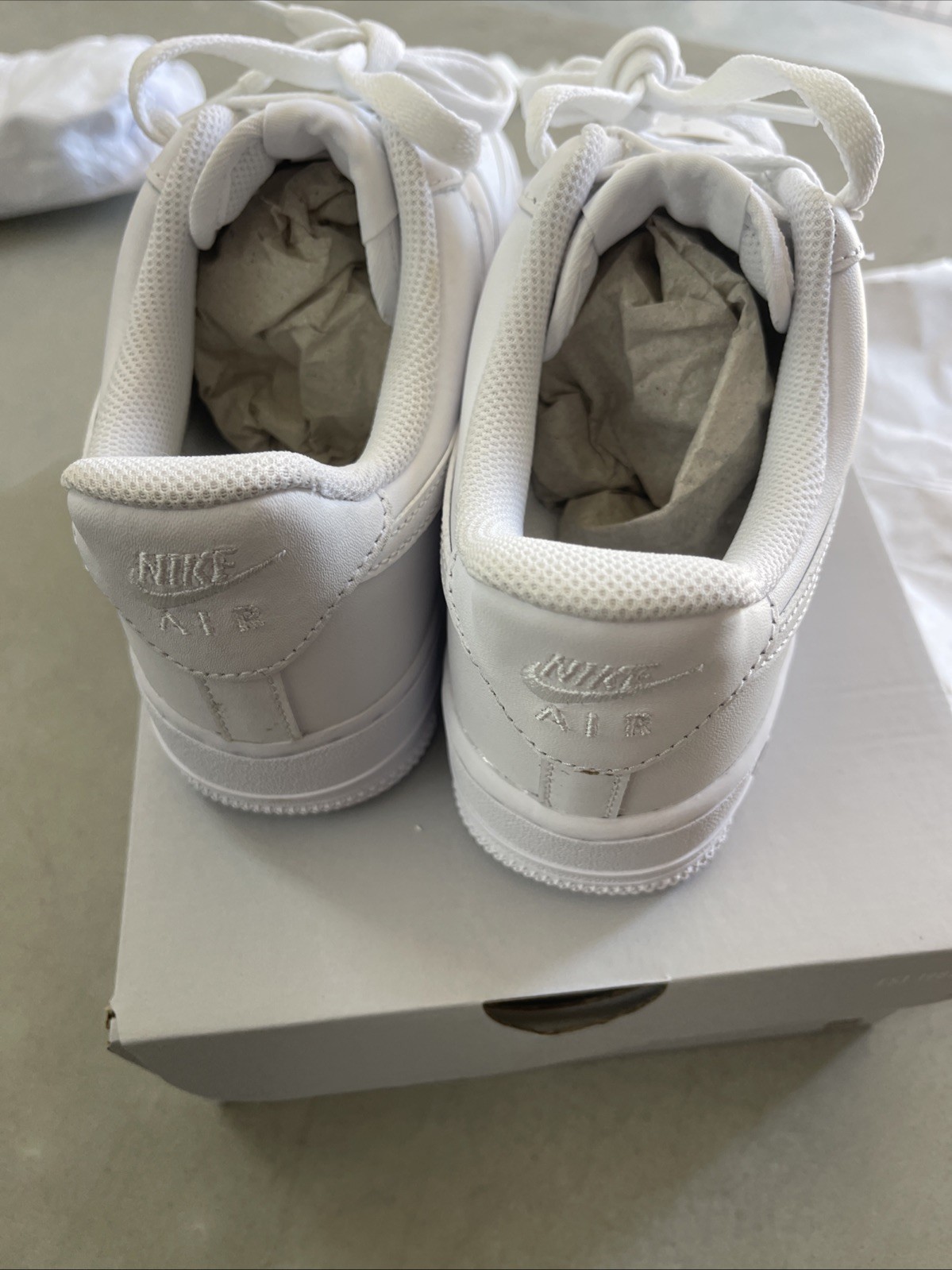 Size 9.5w – Nike Air Force 1 Low White DD8959-100
