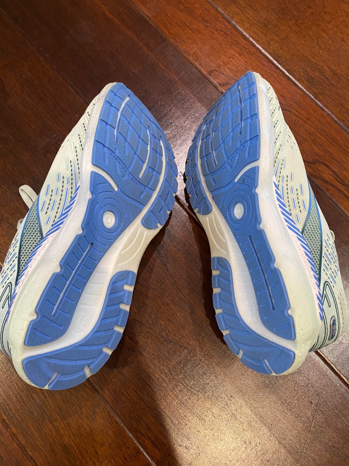 womens brooks glycerin gts running shoes size 8.5