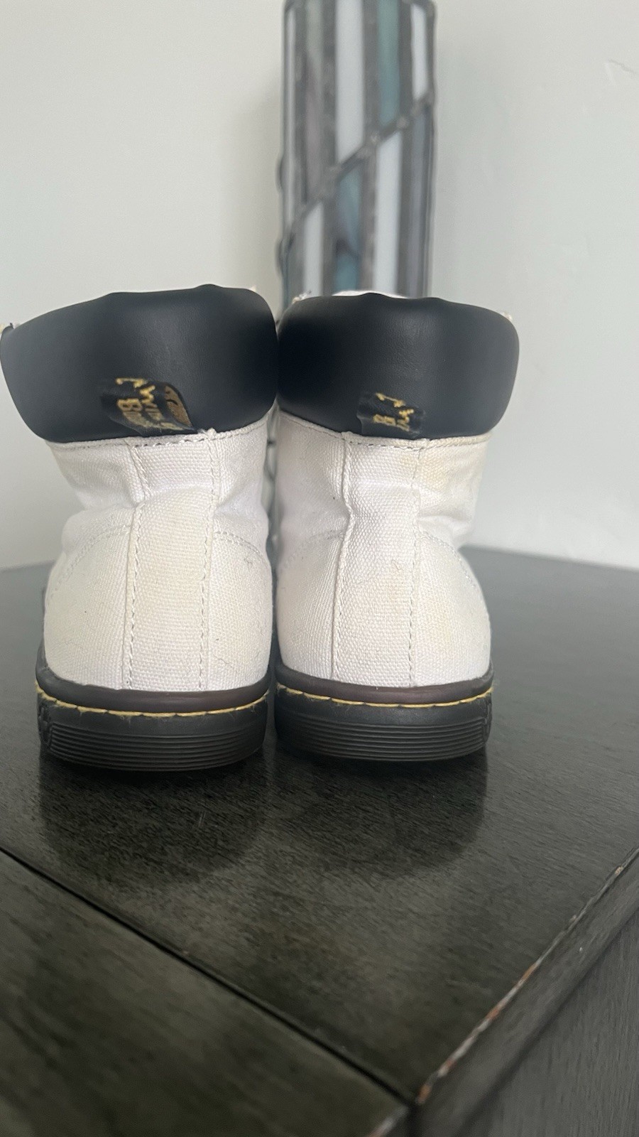 Dr. Martens Woman’s Chukka Ankle Boot White Canvas Lace-Up Black Collar US 9