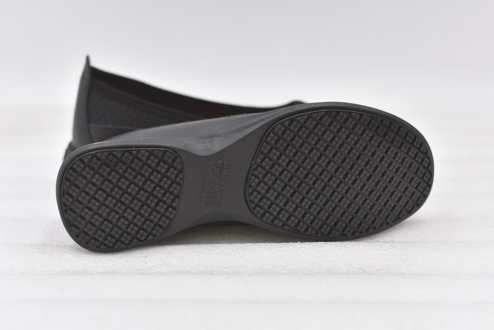 Women’s Shoes for Crews Yogi Slip Resistant Casual Slip-on Shoes in Black SIze
