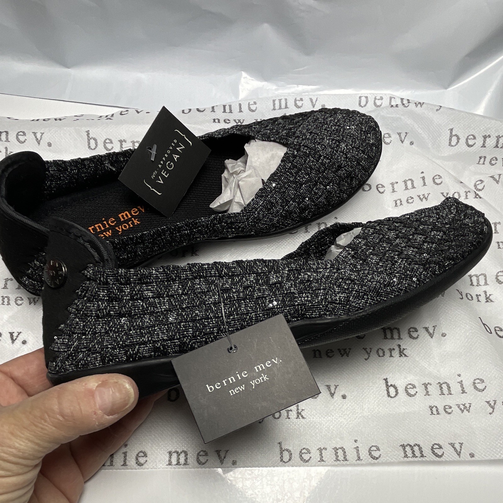 Bernie Mev Women’s Woven Slip-On Ballet Flats Black/Silver Round Toe EU 37 US 6