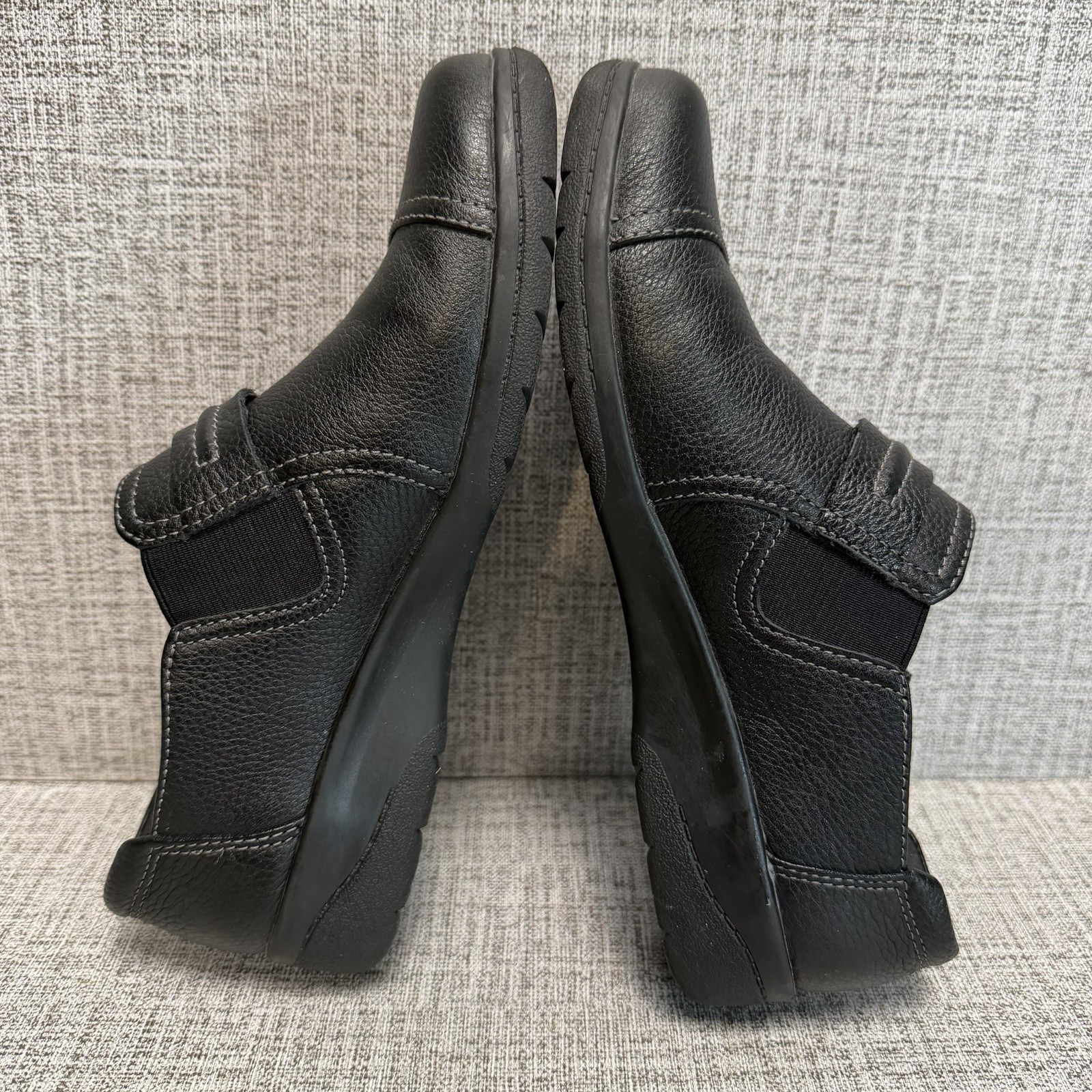 Clarks Shoes Womens Sz 6.5 Black Slip On Casual Comfort 15807 Cheyn Madi
