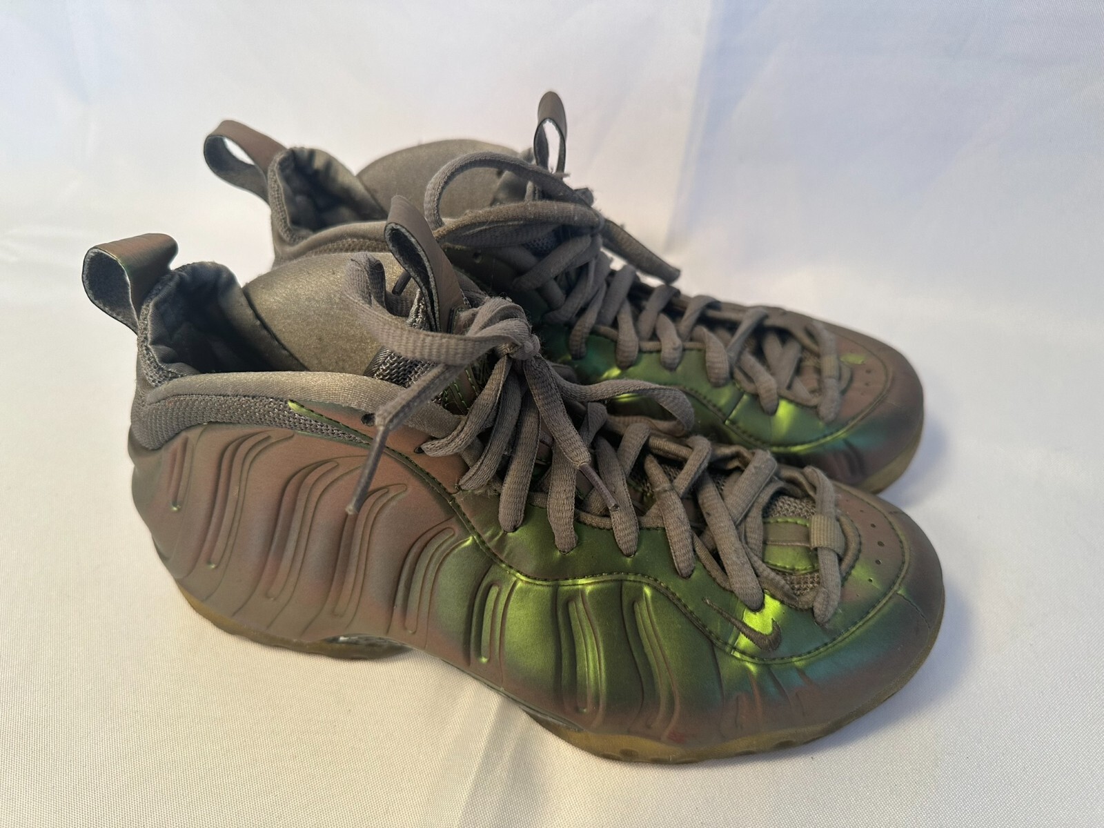 Nike Air Foamposite One Shine Women’s Size 9 Dark Stucco AA3963-001