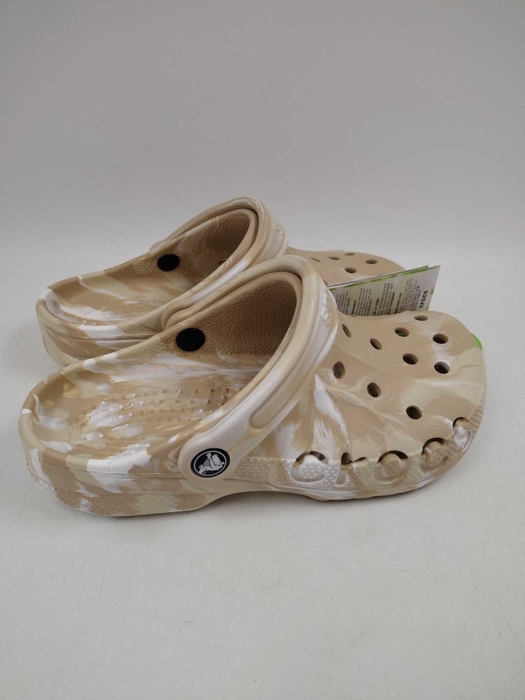 Crocs Unisex Baya Marbled Clog Chai Multi – US Men 8 Women 10 EU 41-42 Brand New