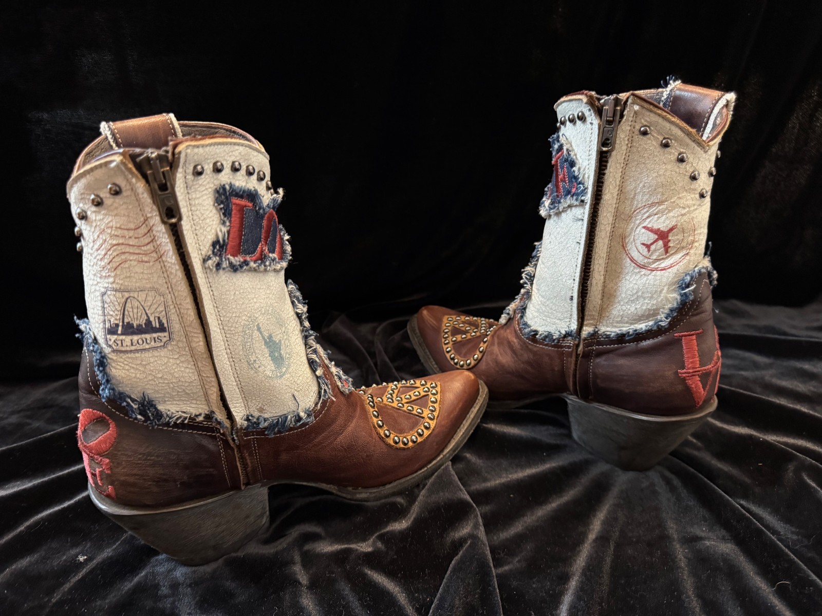 Old Gringo Love & Peace Short Western Boots Women Sz 7 B Brown White Cowboy