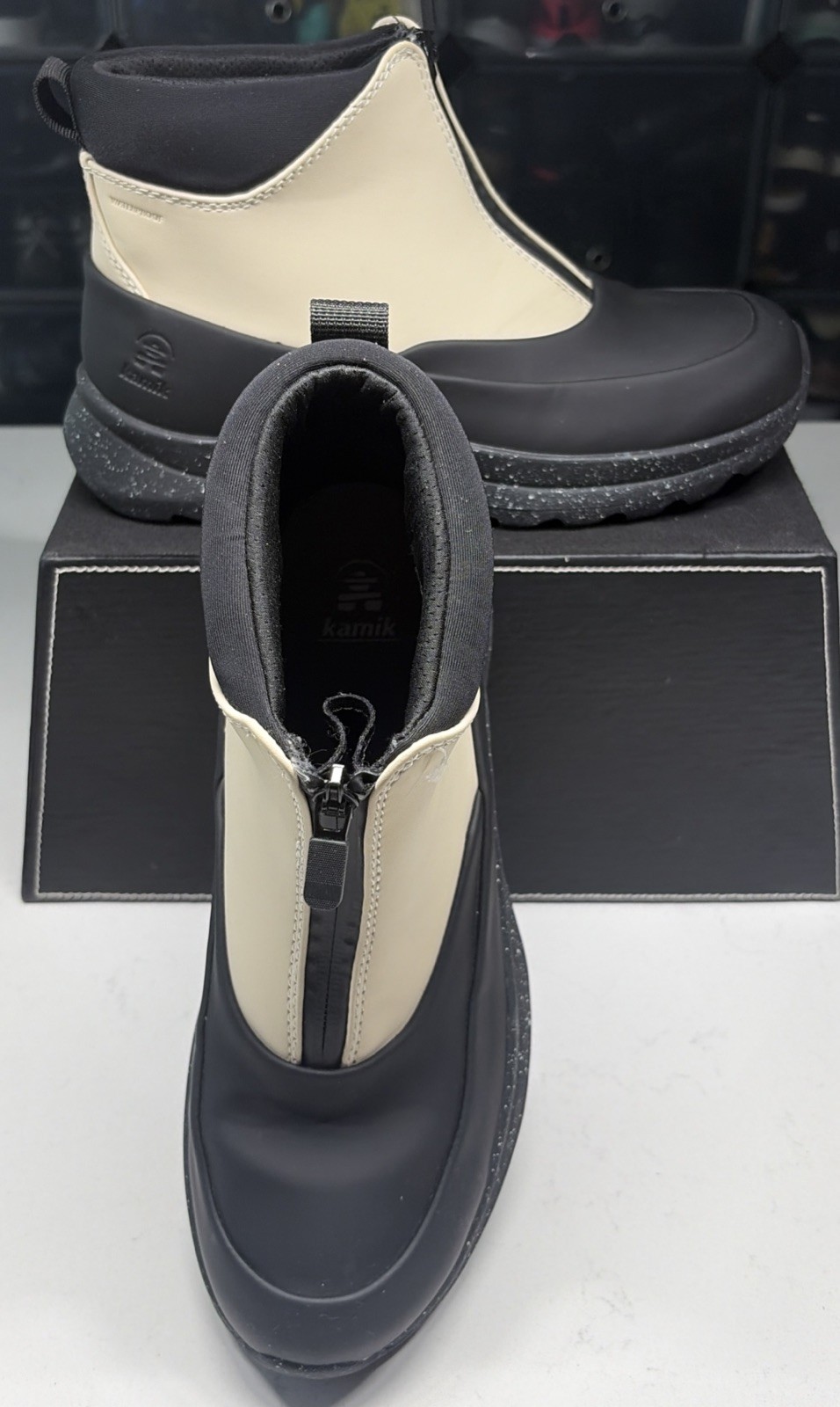 KAMIK ECLIPSEZ BEIGE/BLACK FRONT ZIP ANKLE SNOW BOOTS NK2359N W 9 (K-D4)