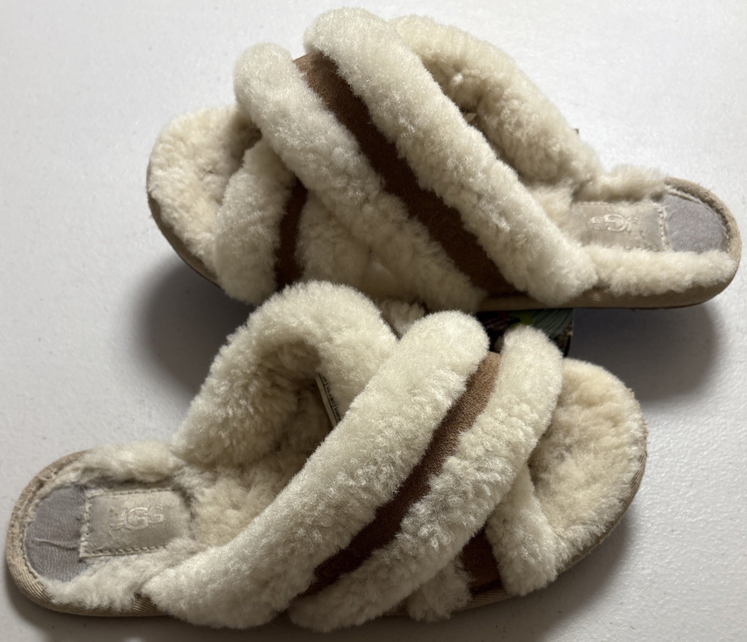 Ugg Scuffita Beige Slide Slippers W7 Sheepskin Cross-Straps *SEE DESCRIPTION