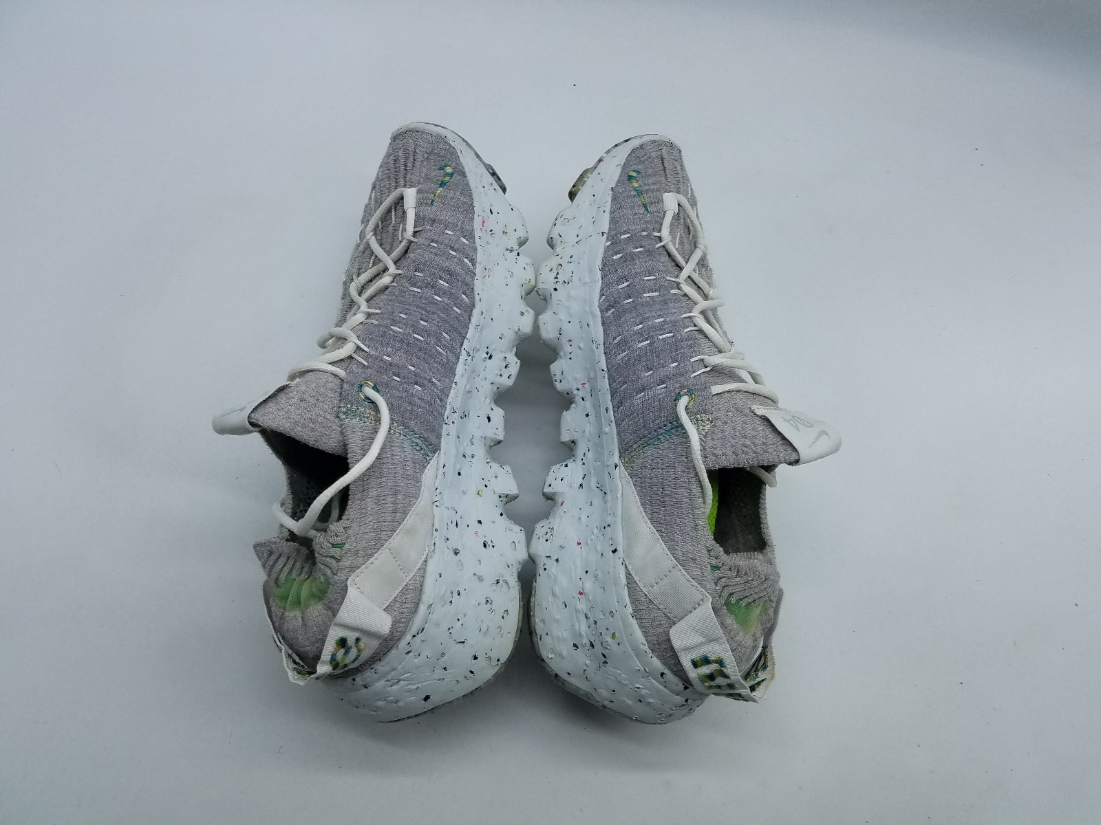 Nike Space Hippie ’04 Women’s Size 8 Running Shoes Photon Dust