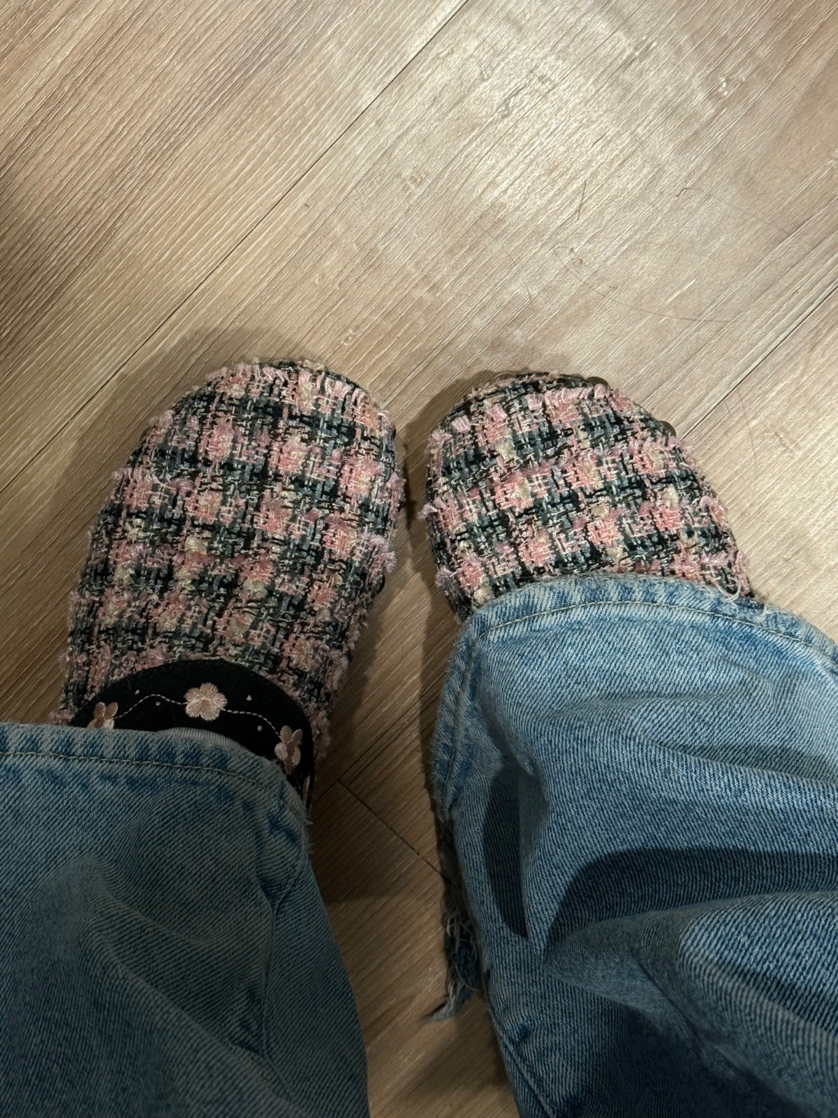 Mudd Y2K Women’s Clogs Pink Tweed Plaid Embroidered Flowers Size 8