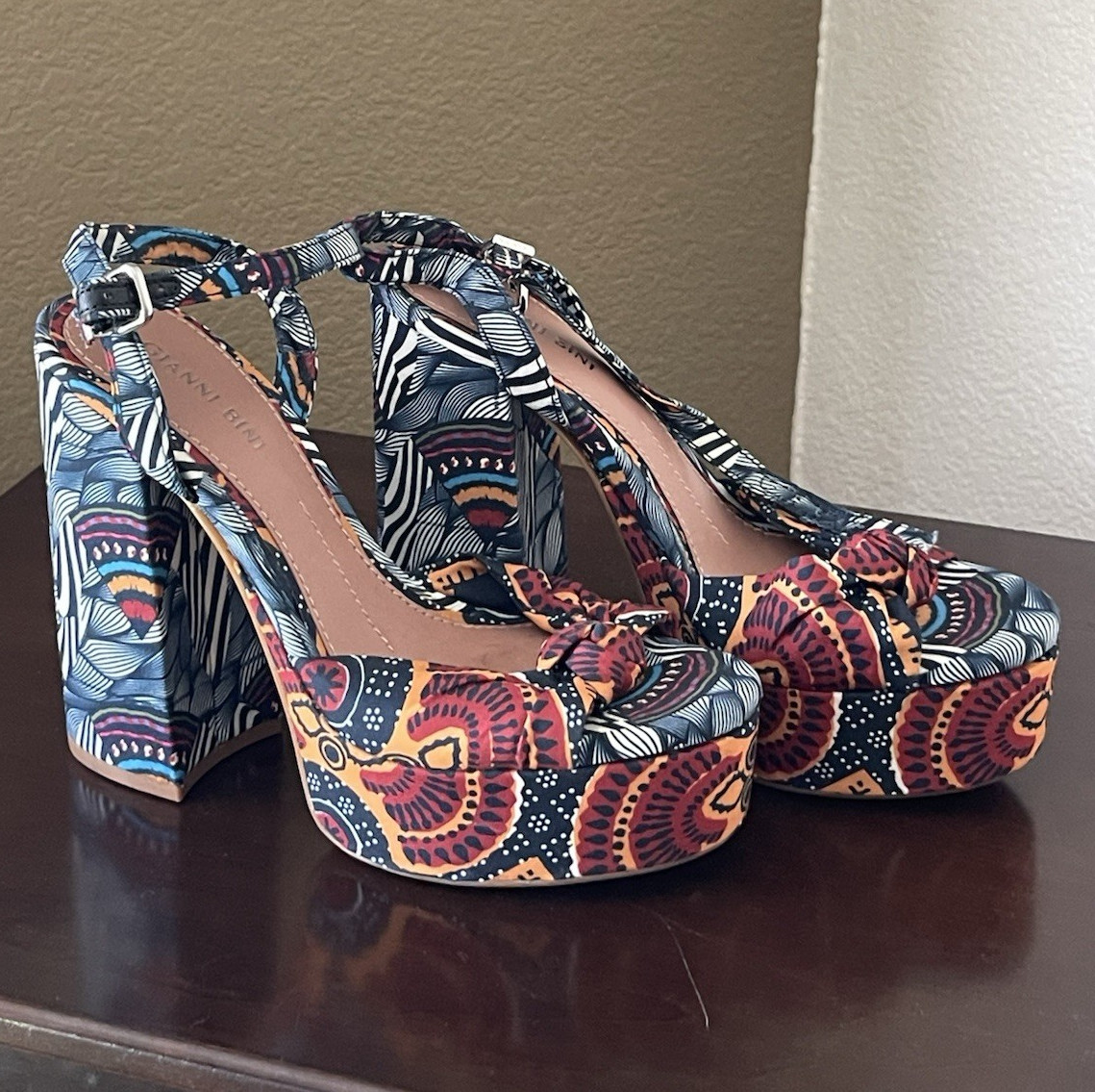 Gianni Bini Women’s Multicolor Geometric Platform Block Heel Ankle Strap 7