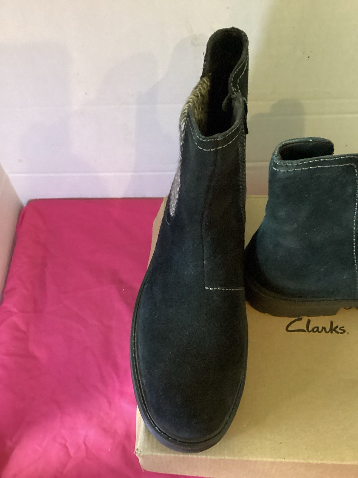 47-Clarks Opal Sky black suede Chelsea Boots With a textured knit Panel Size 7M