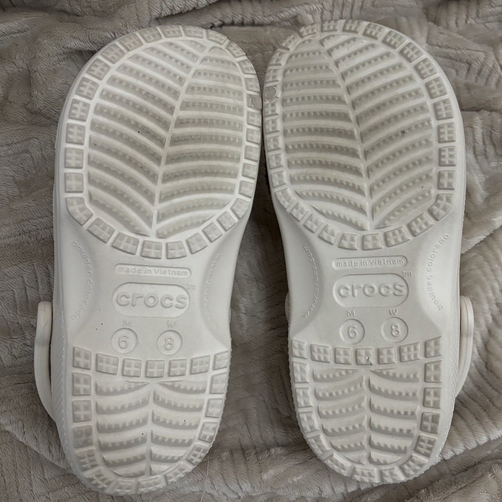 Crocs Classic Clogs size W8/M6 color Frappé