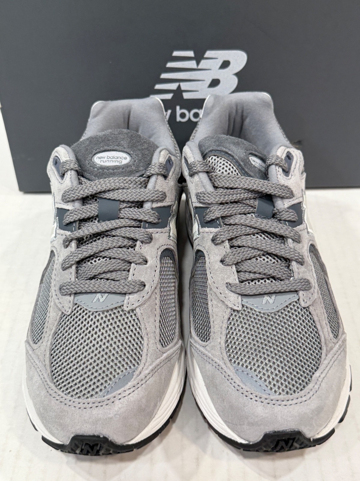 New Balance 2002R M2002RST SZ Men 5 / Women 6.5 Grey White Steel Orca