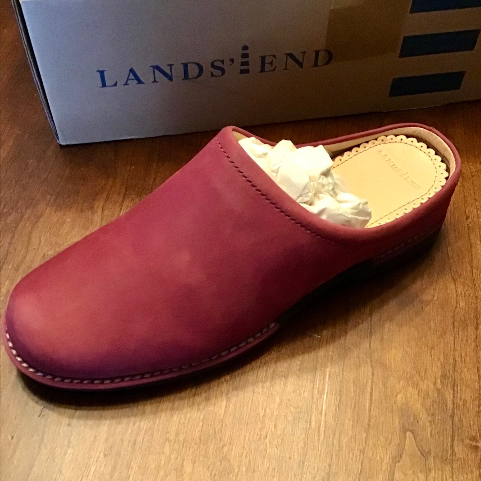 New Womens Lands End Deep Berry Red Suede Clogs Mules 8B #1938564 Style 32464