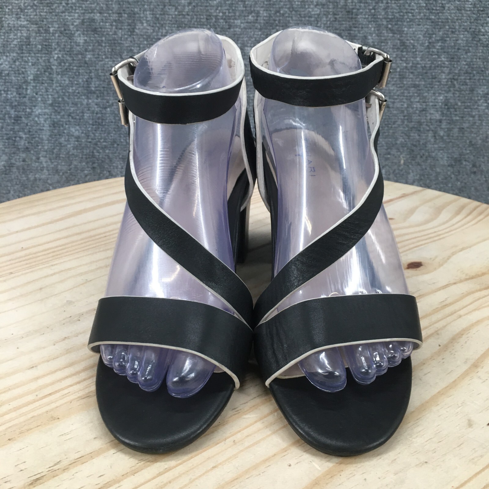 Tahari Sandals Womens 7 M Pansy Ankle Straps Black Leather Buckle Heels Casual