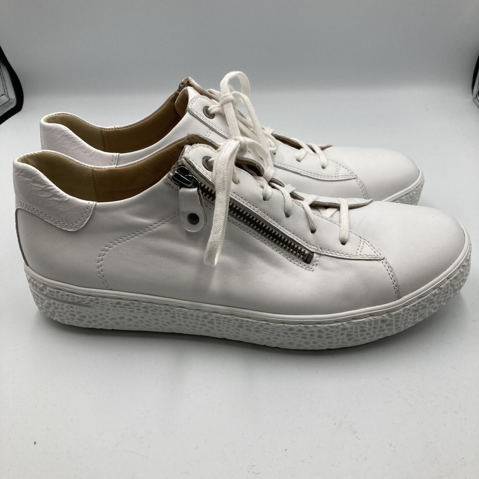 Hartjes Shoes Womens AU 9 EU 40 White Leather Zip Lace Casual Sneaker EXTRALIGHT
