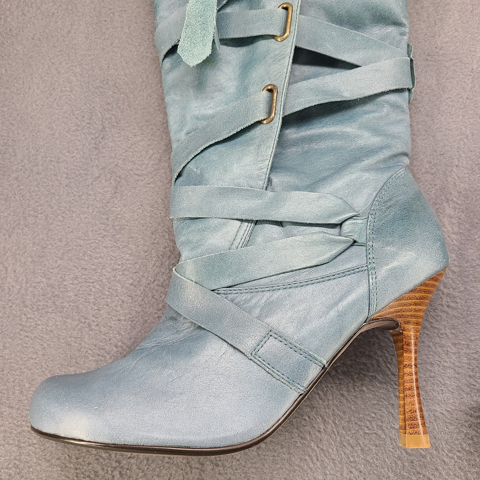 NaNa 3 1/2″ high Heel Soft Leather Boots 8 Green Straps Cuff. street style